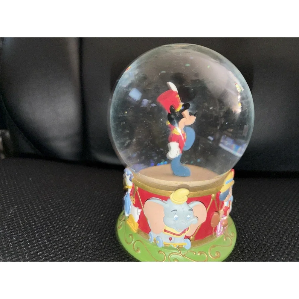 The Disney Store MICKEY‎ MOUSE BAND LEADER SNOWGLOBE Figurine
